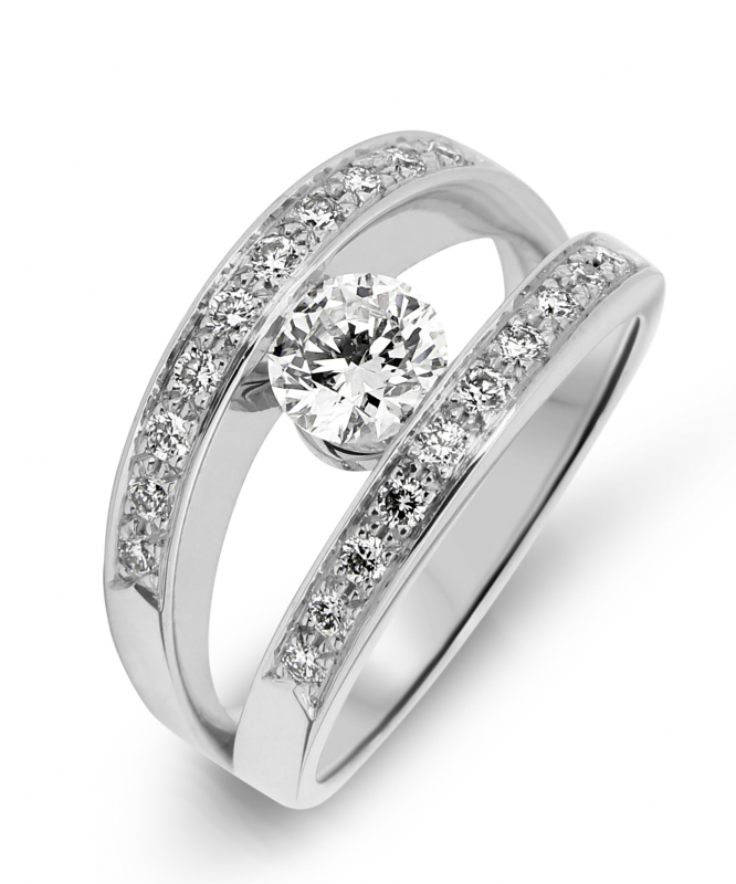 bague femme or blanc