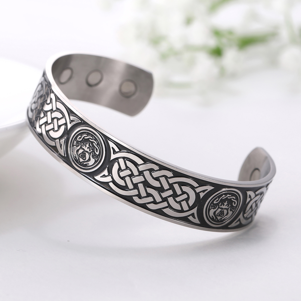 bracelet viking